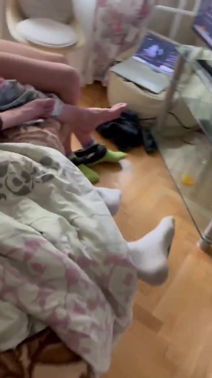 Guy filmed sleeping with his cock out