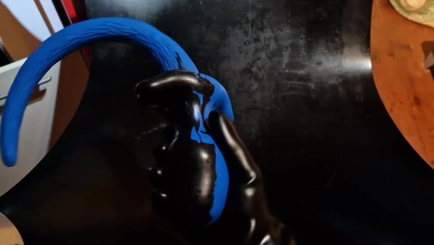 rubber sub begins transform to doggy