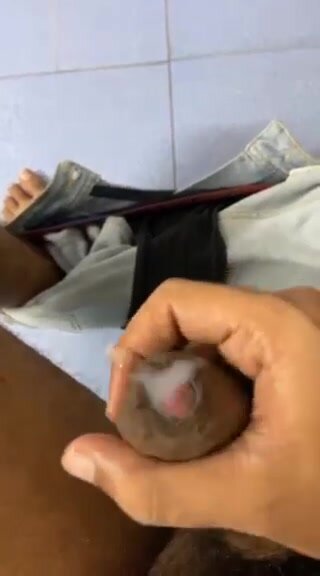 jerking off - video 9