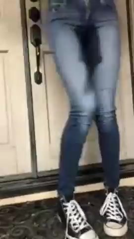 Jeans Wetting at Door