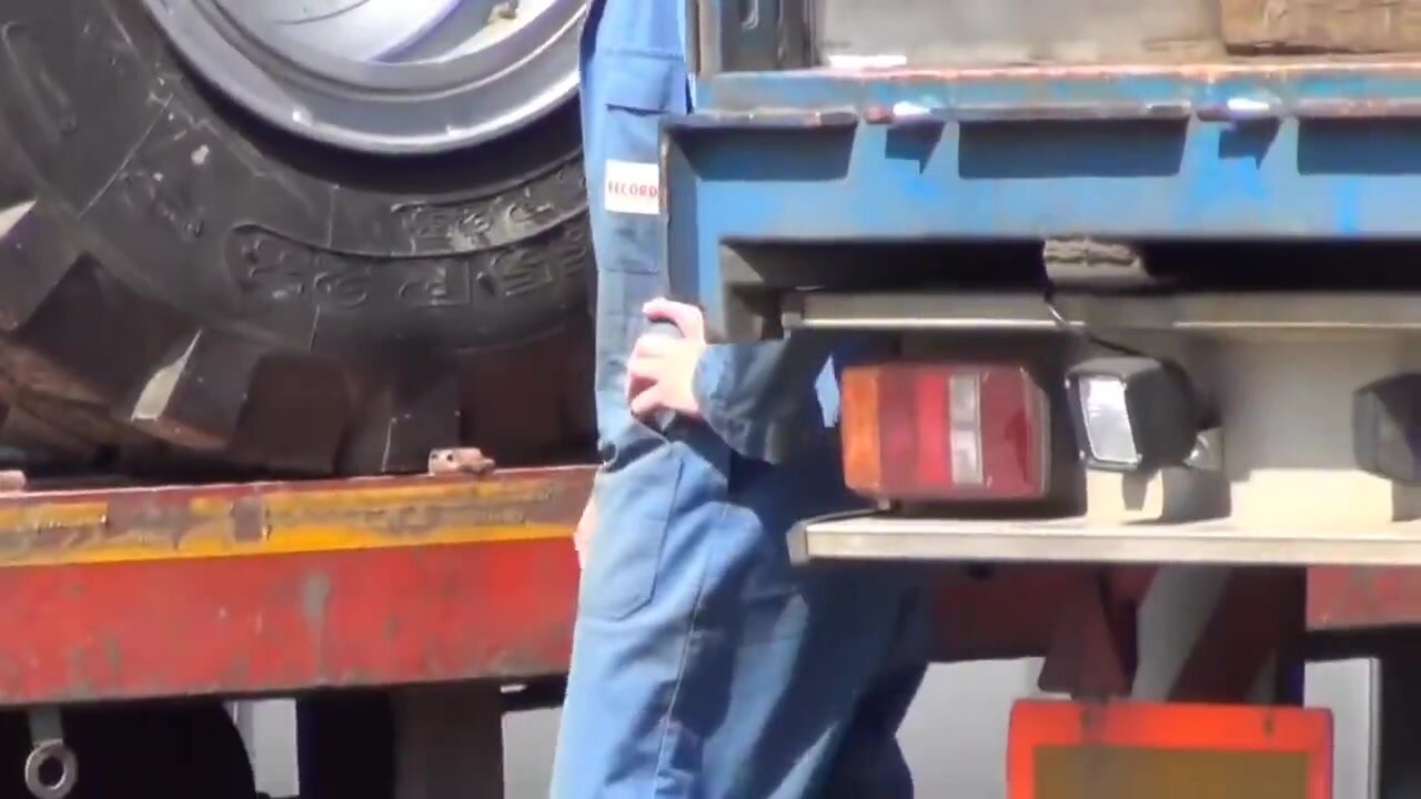 spy trucker - video 7