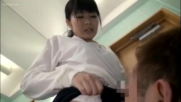 Japanese schoolgirl sweaty whorship (1)