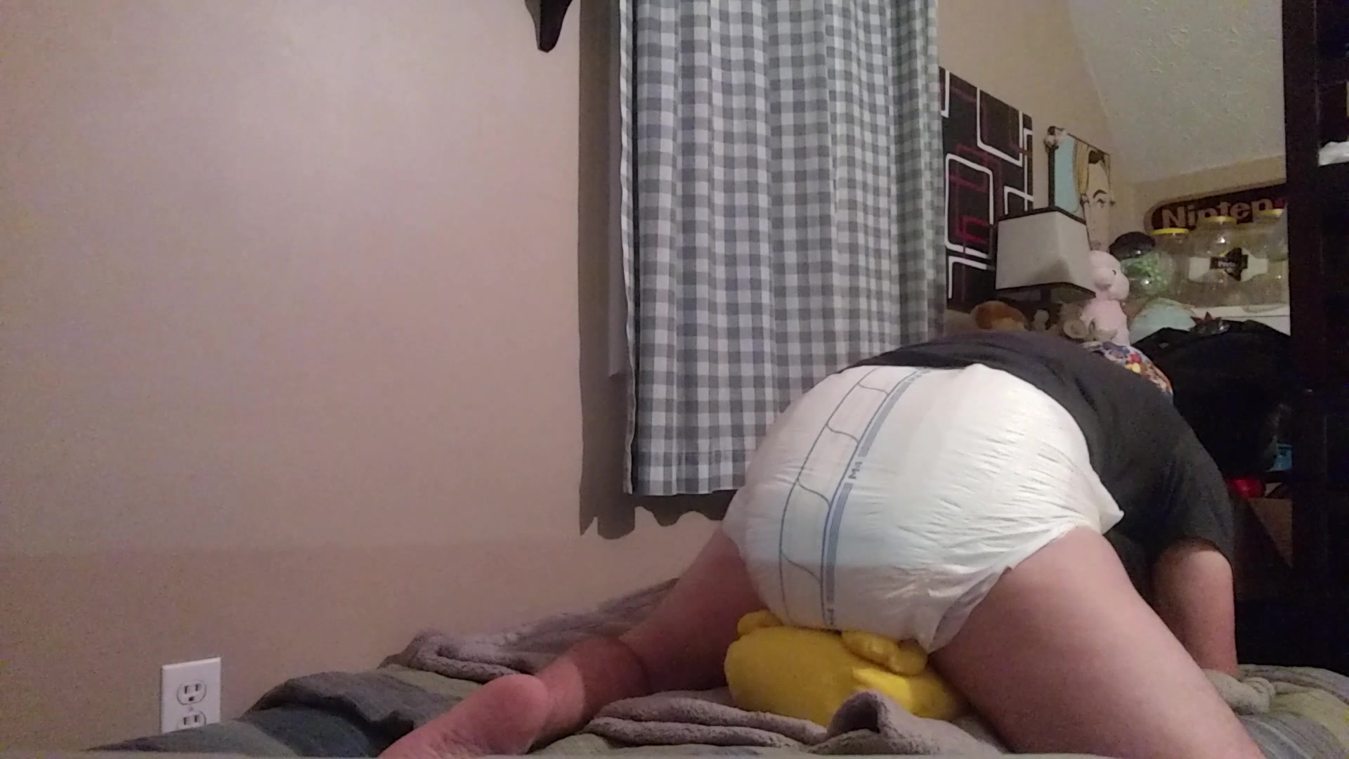Diaper Nerd humps Pikachu