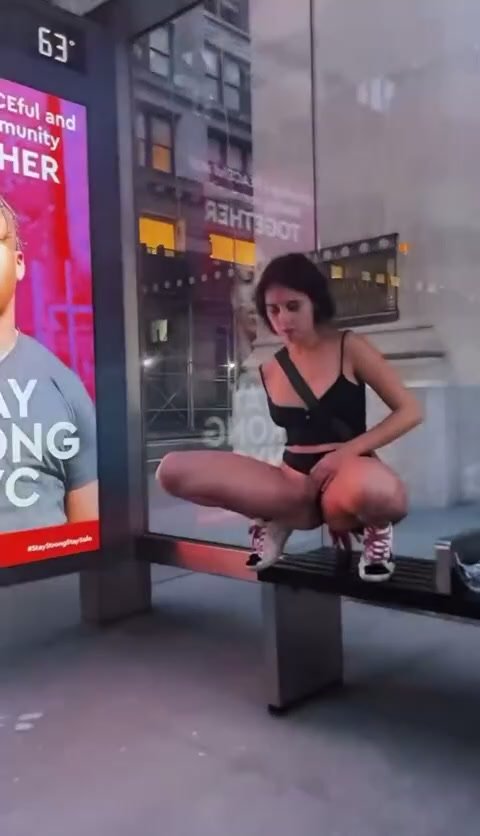 Girl pee in public - video 4