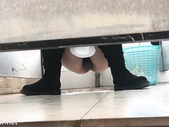 Chinese Ladies Toilet Voyeur - video 331