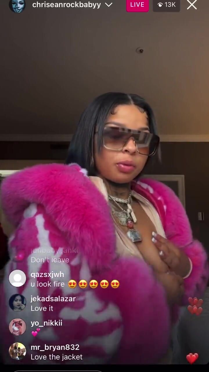 Chrisean Rock pulls her titty out on IG live again
