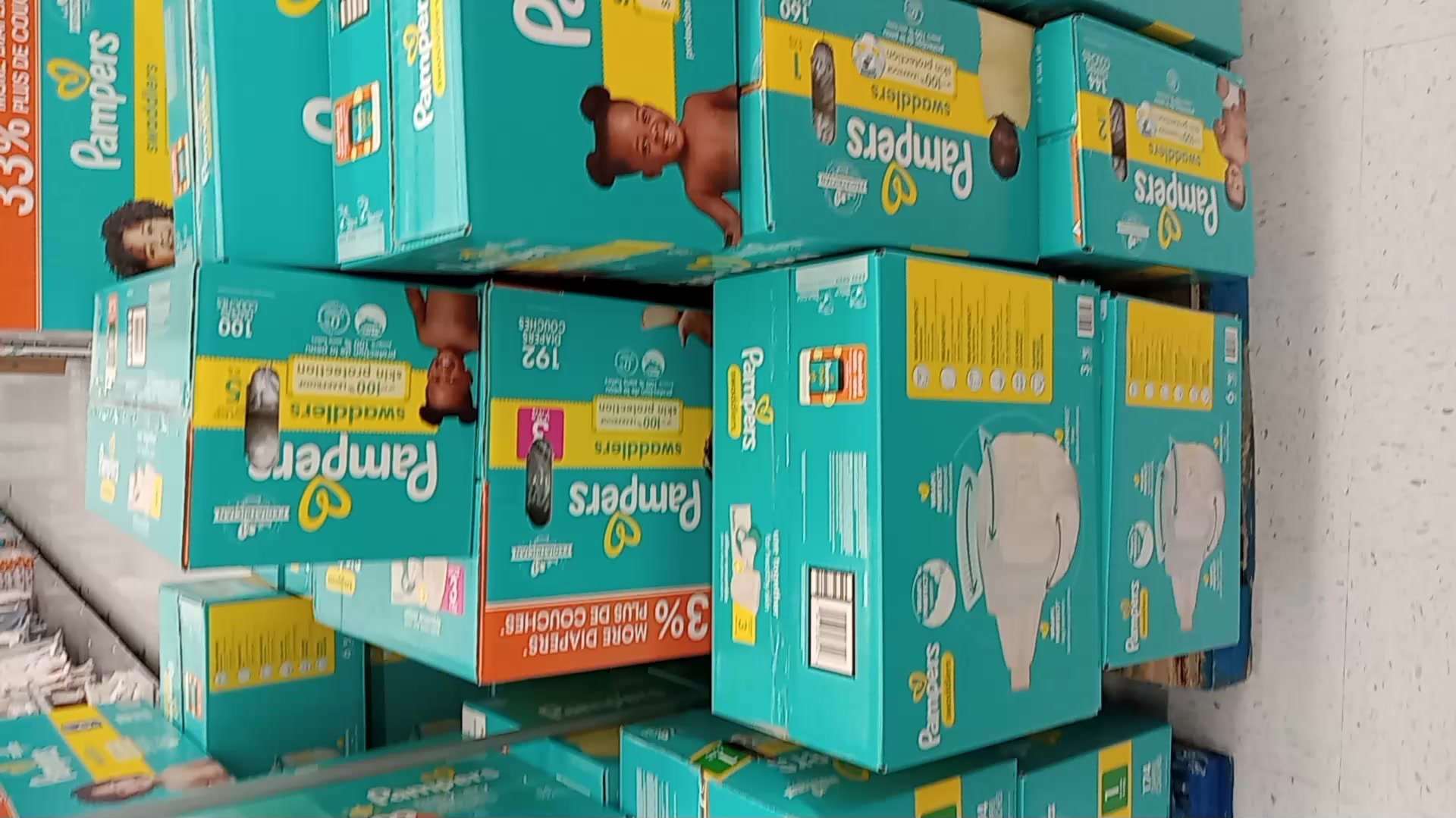 Shopping the new Pampers Baby-Dry size 7