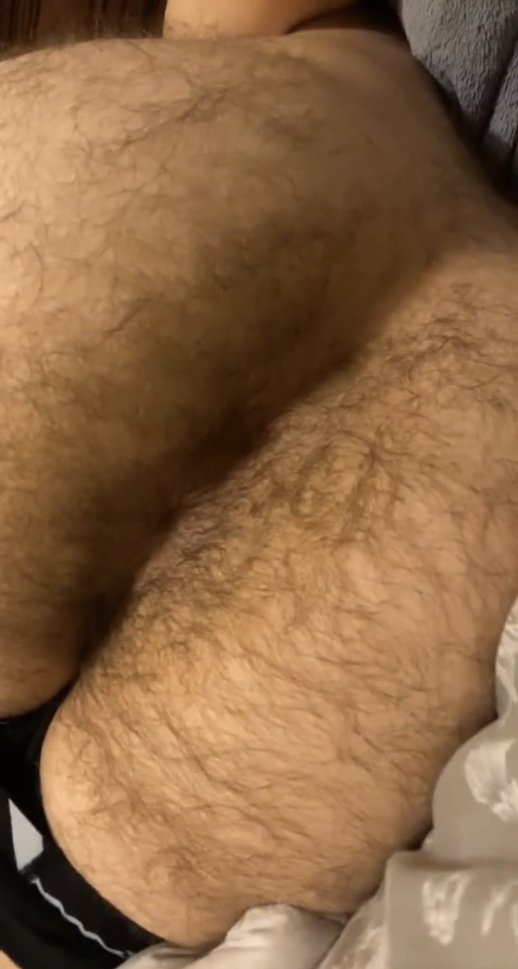 Sexy hunk showing his hole