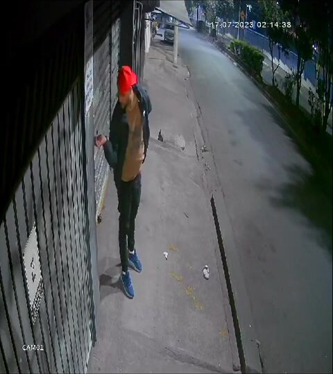 man caught shitting - video 16