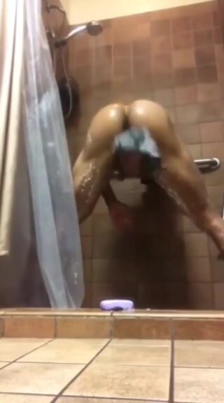 khalil erotic ass crack wash
