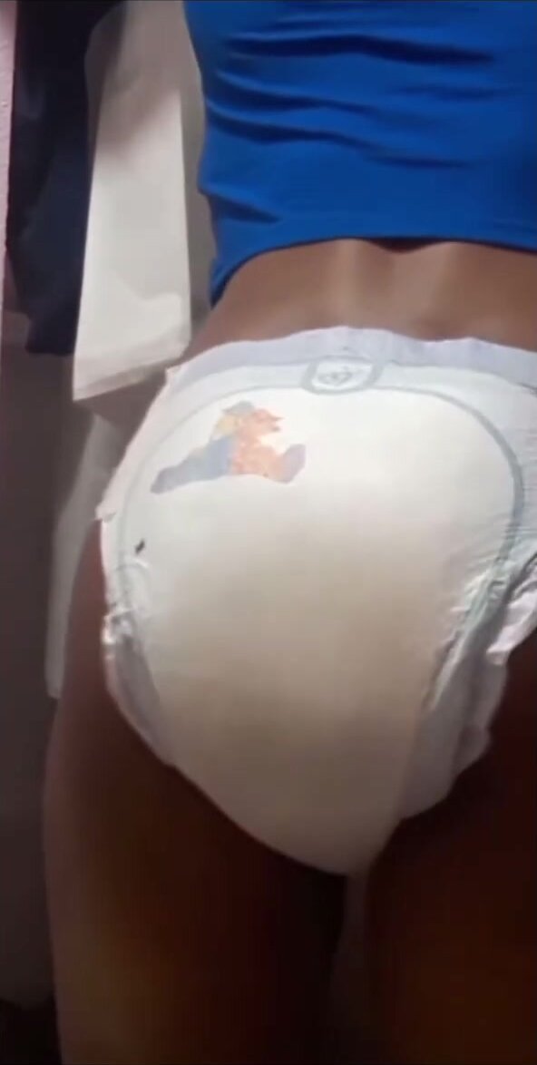 Girl Poops Her Diaper