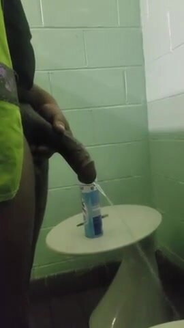 Big dick construction worker pissing