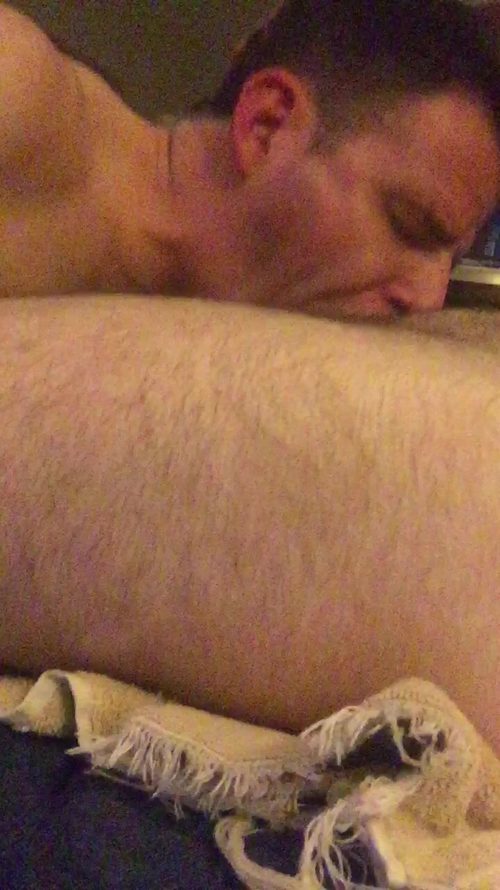 Faggot gives BJ