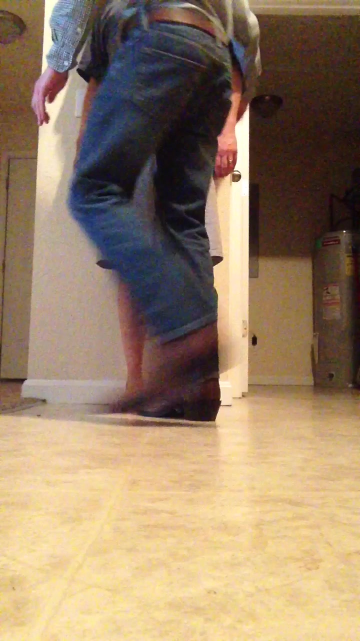 Cowboy master steps on toes