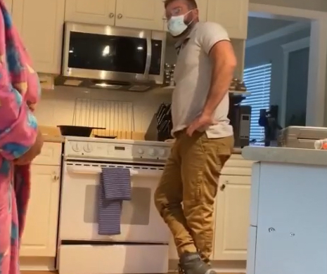 HORNY DUDE COULDN’T RESIST FLASHING THE REPAIRMAN