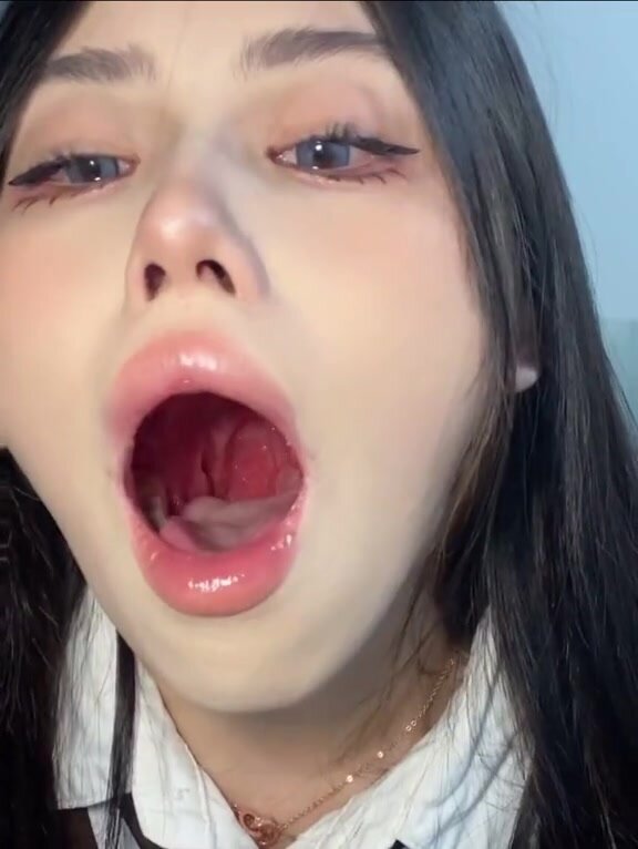 Asian Girl Uvula Video 2