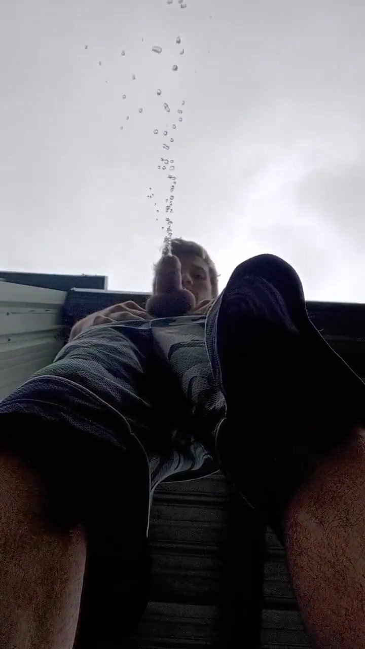 outdoor piss - video 14
