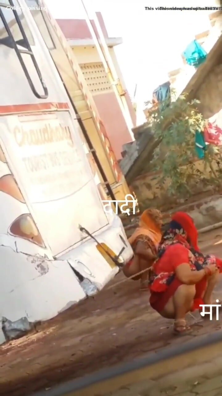 indian bhabi pee hidden cam