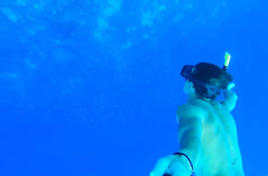underwater - video 14