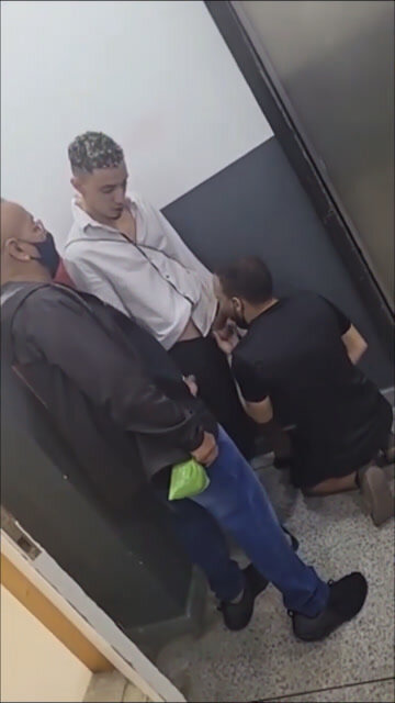 BRAZILIAN PUBLIC BATHROOM 9