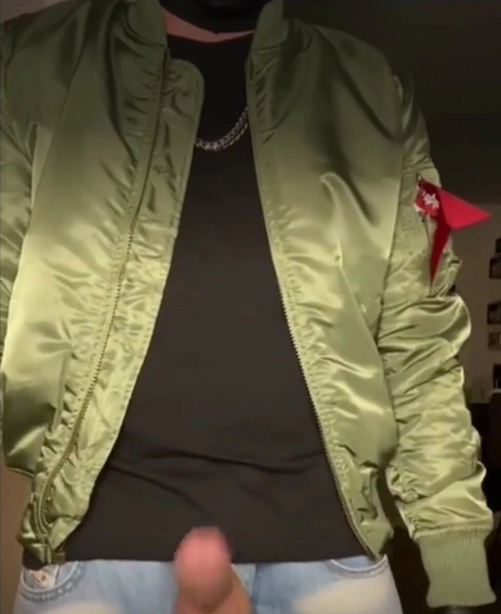 Bomber cock