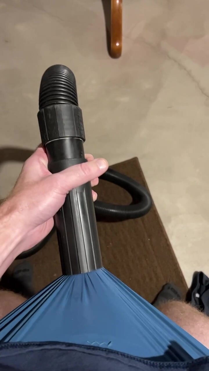 Quick spandex vacuum play