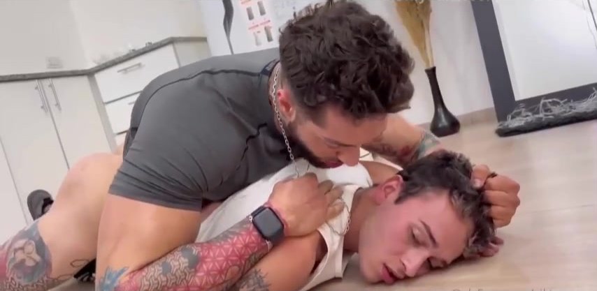 masc dom alpha share his twink with small guy