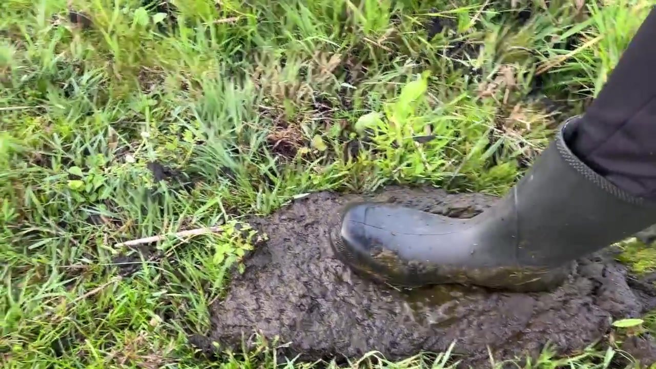 Little splash in Rubber boots