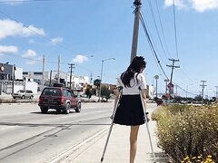 单腿截肢女人逛街2