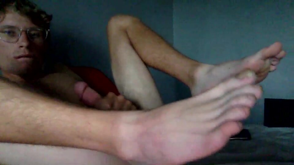 Horny Boi Feet And Cum