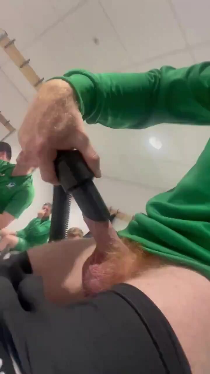 Vacuumed cock in the changing room