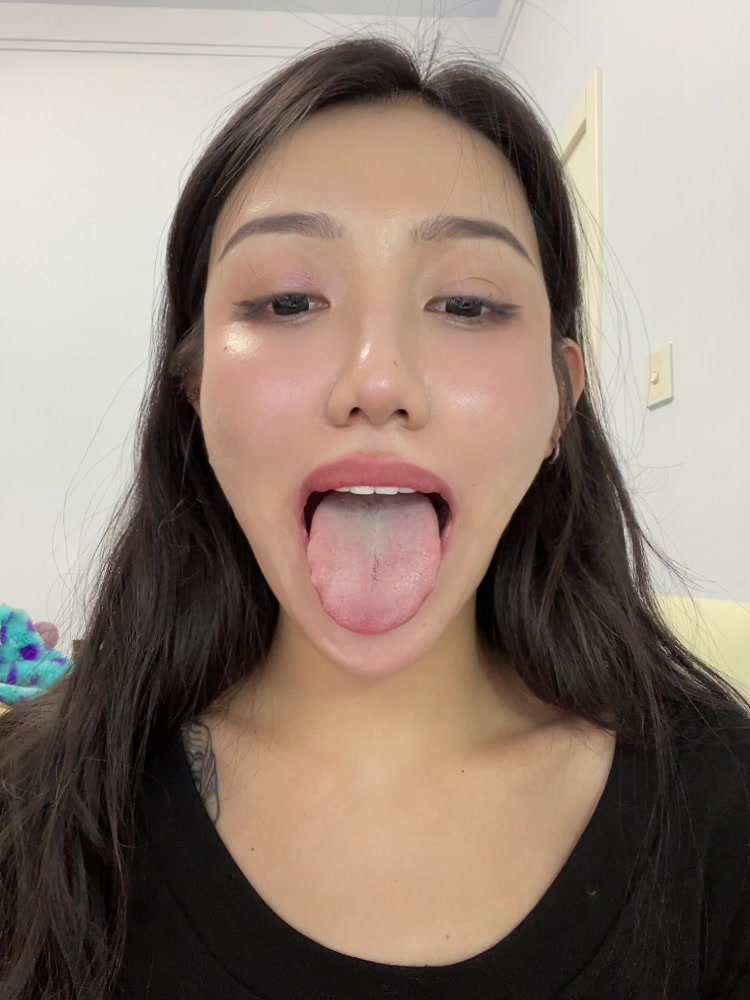 Asian mouth 4