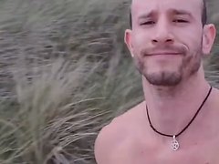 Hot guy piss on the beach