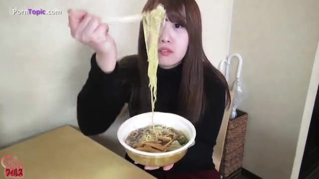 Japanese eat and scat - video 3