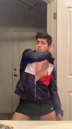 Hot guy dancing - video 4