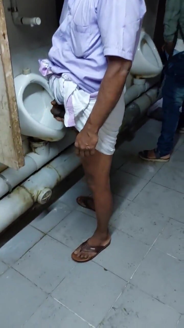 Indian toilet - video 16