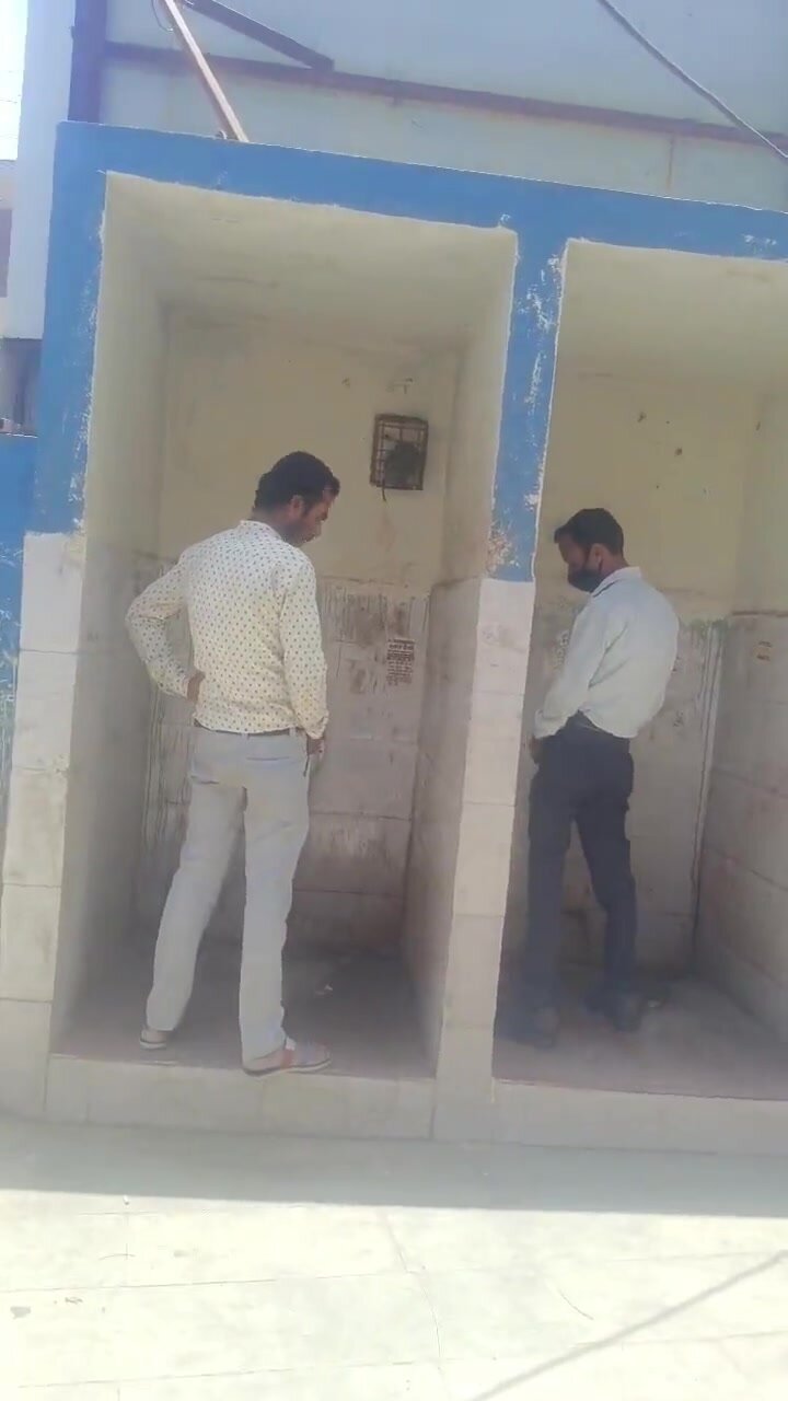 Indian toilet - video 21