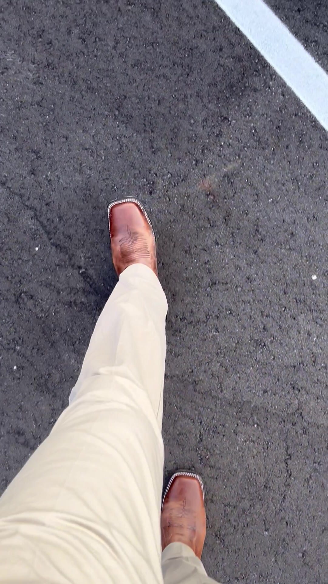 square toe cowboy boots