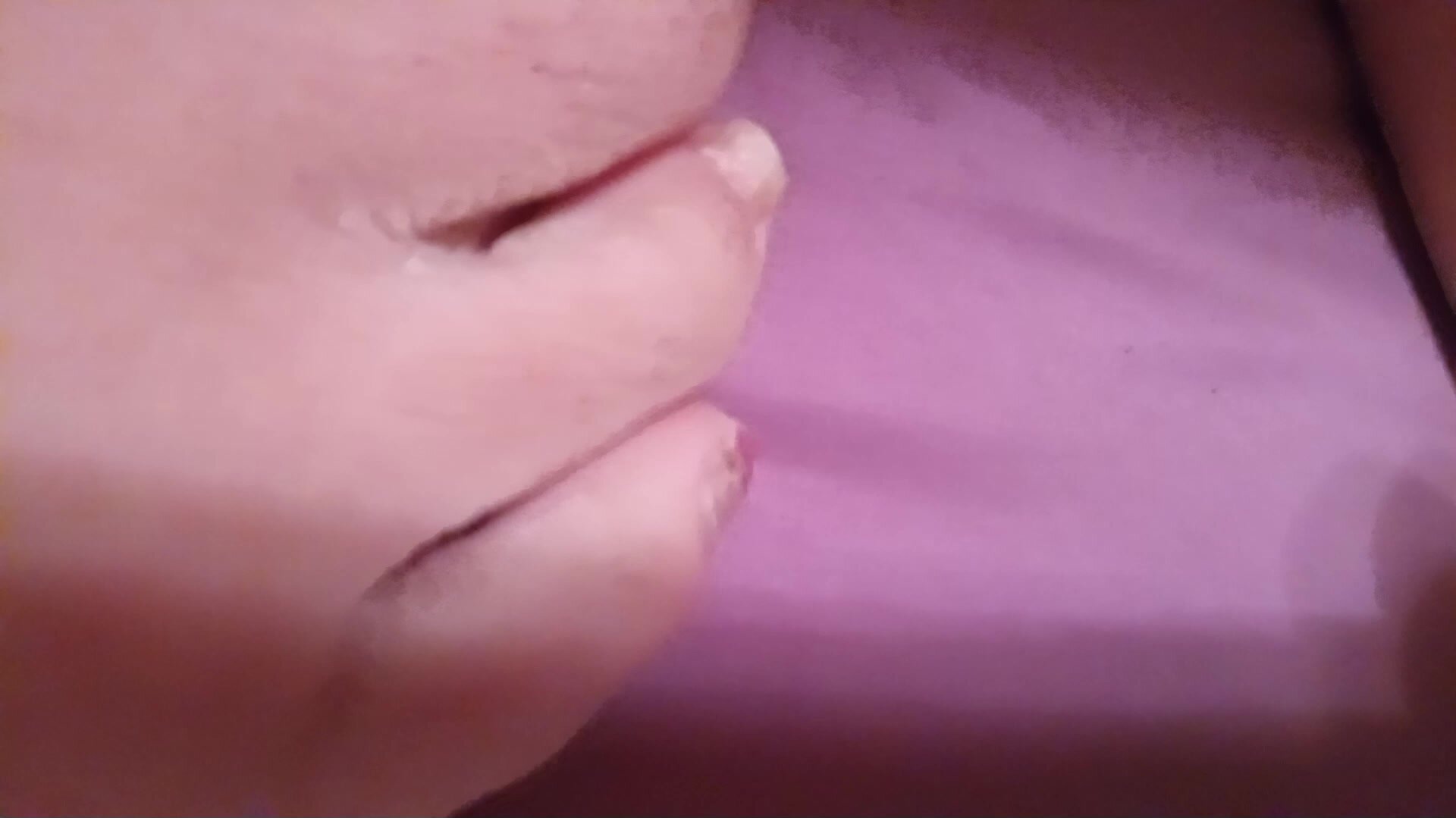 Crusty toes