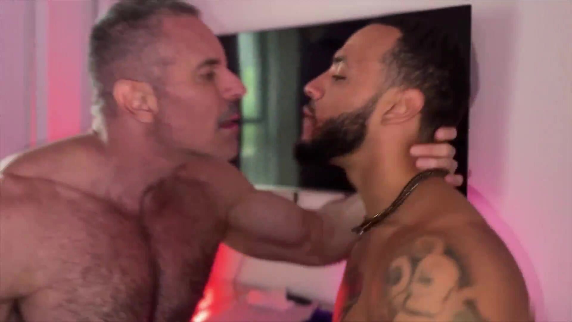 fuck & creampie for beefy dad
