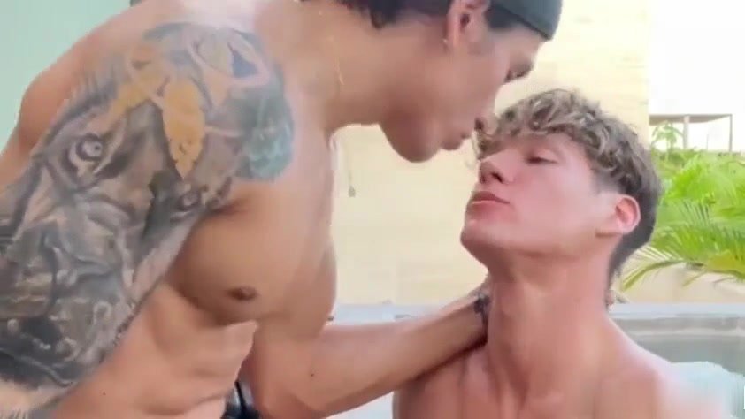 hunky couple swapping blowjobs