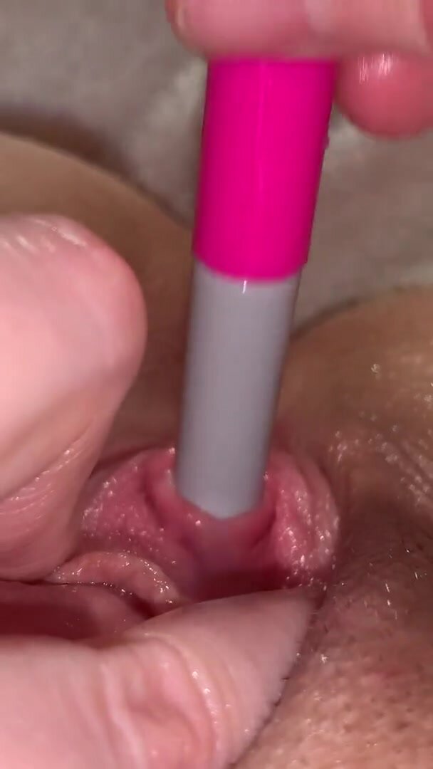 squirting peehole