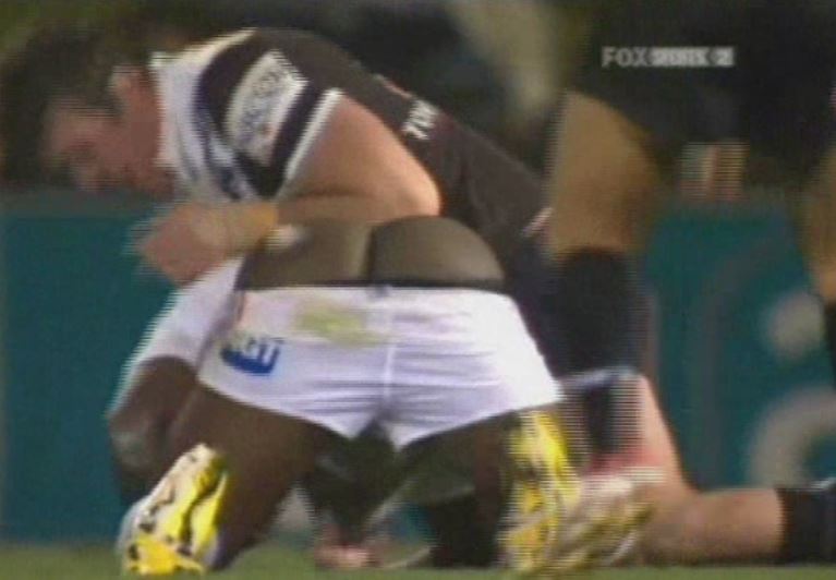 Rugby arse exposed 4