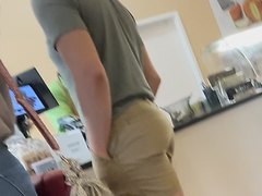 Candid twink bubble butt