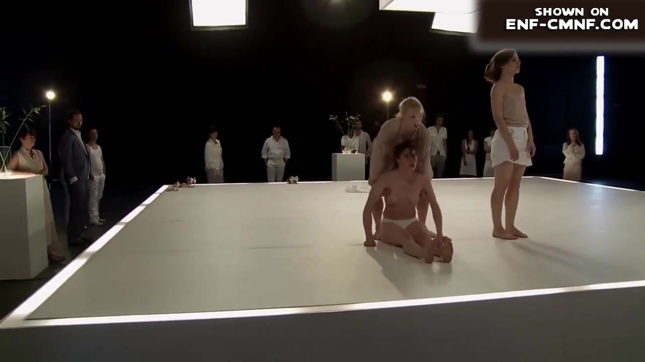girl stripped on stage