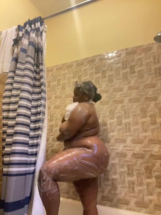ebony bbw taking a shower 7