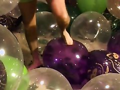 Larry popping ballons
