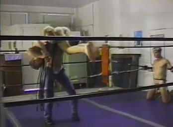 Carry wrestling