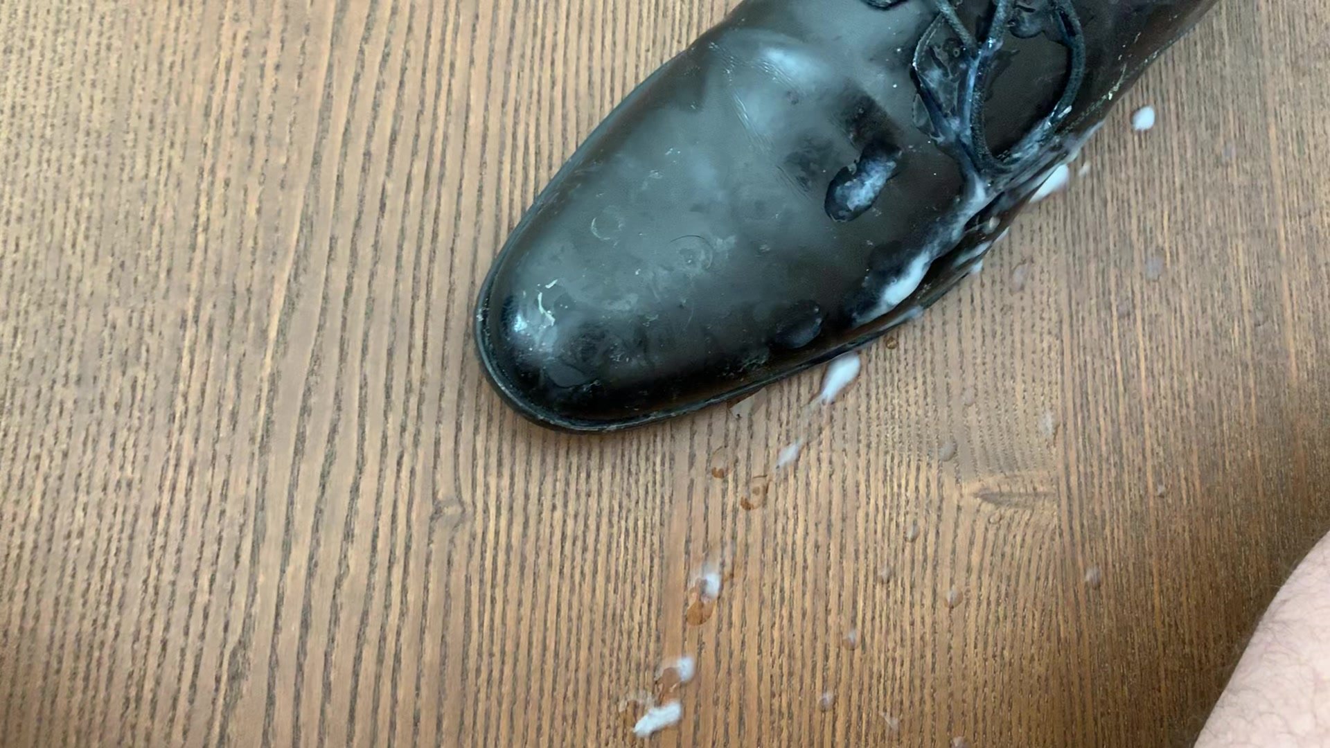 Heavy cum on shoes