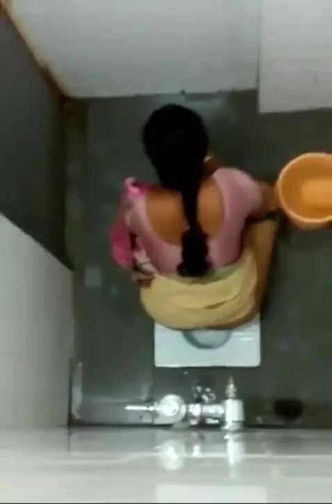 Toilet Hidden Video In Tamil - Ind toilet: Cute Tamil woman caught using aâ€¦ ThisVid.com